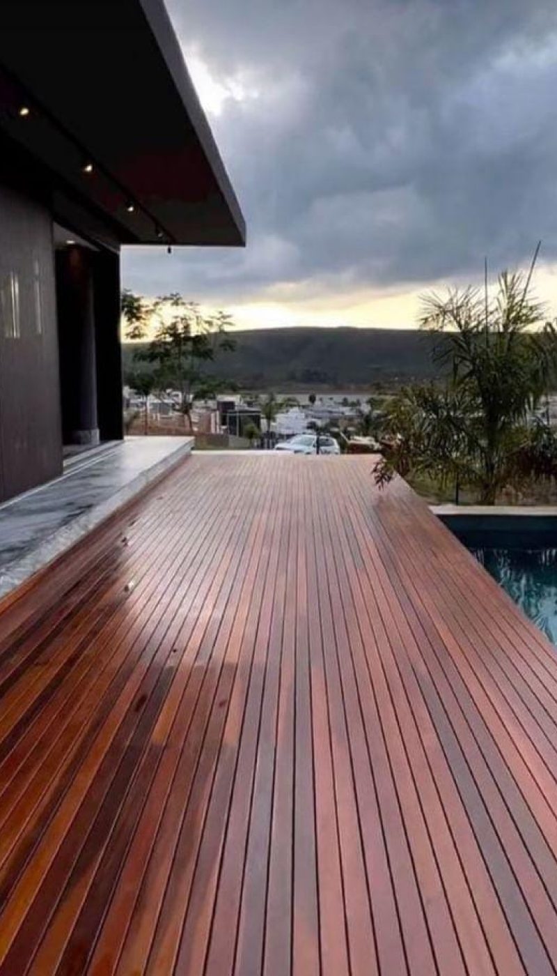 Deck em madeira Ipe