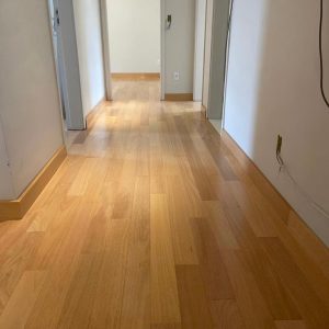 Piso em madeira Tauari